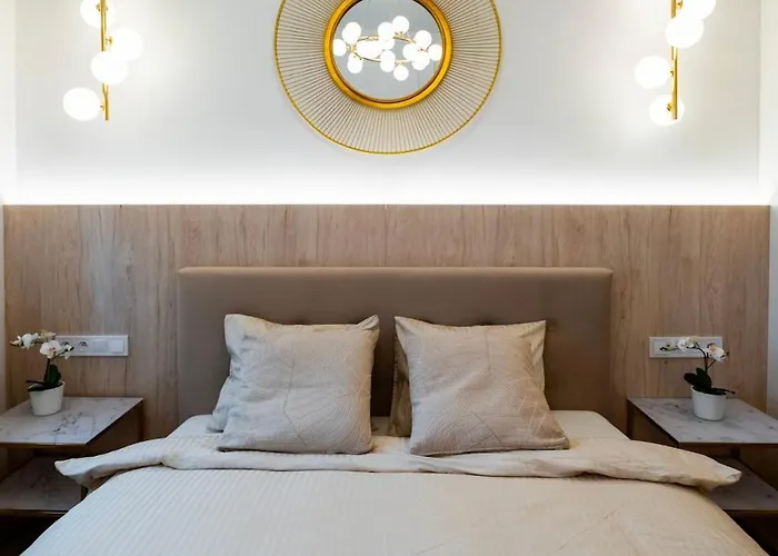 Luxury In The Center Of *